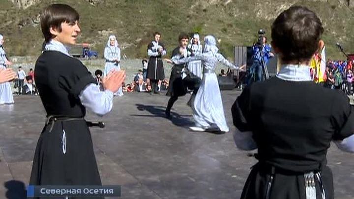 Северная Осетия с размахом отметила 155-летие Коста Хетагурова