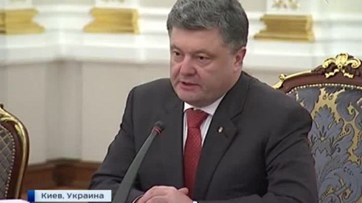 На школьном стадионе в Донецке взорвался снаряд. Есть погибшие