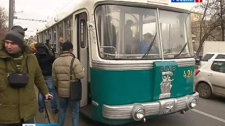 В Москве прошел парад ретро-троллейбусов