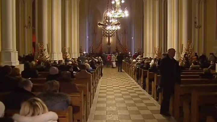 Столичные католики встречают Рождество