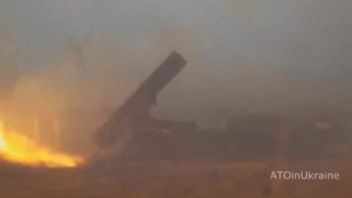 Донецк под обстрелом: огненный дождь множит число жертв среди горожан