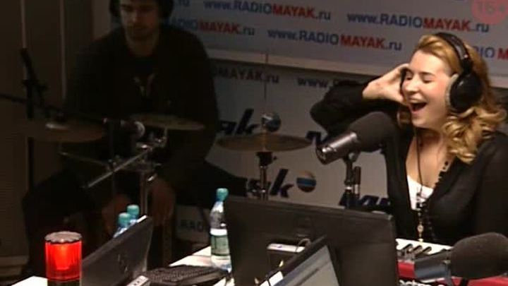 Певица Aset