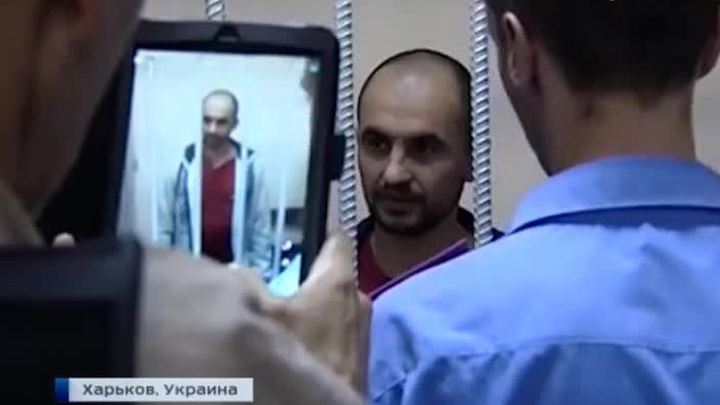 "Подарки" по-киевски: отступая, силовики бросили боеприпасы и заминированные трупы
