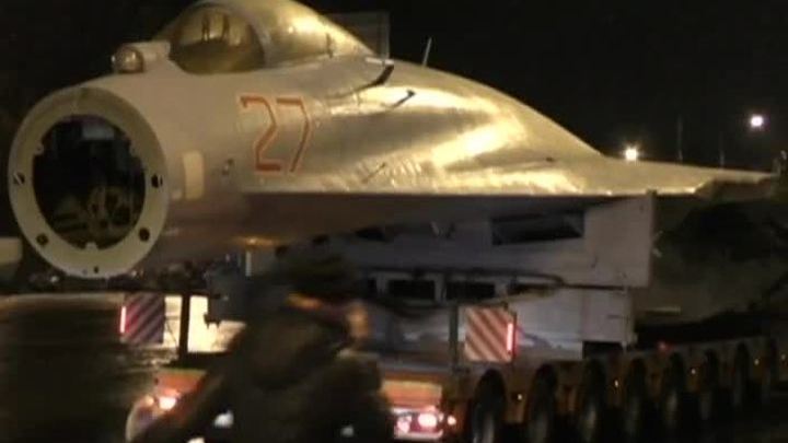 Истребитель Су-27 стал экспонатом на ВДНХ