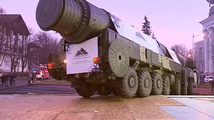 Ракетный комплекс "Тополь" стал экспонатом на ВДНХ