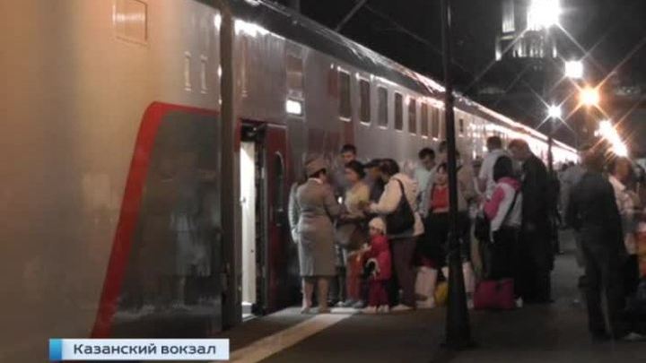Из Москвы в Казань в первый рейс отправился двухэтажный поезд