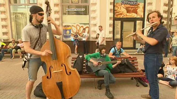 Старый Арбат: песенка спета?