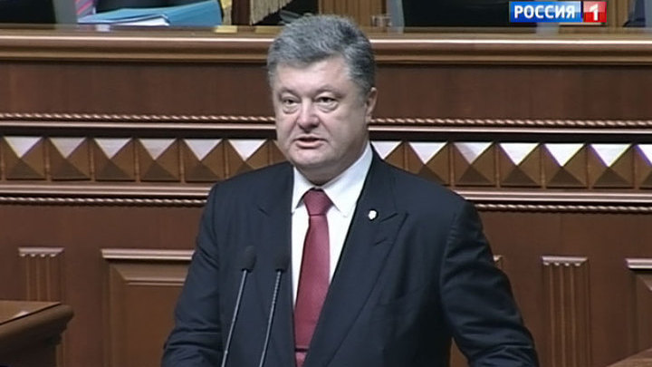 Съемочная группа Евгения Поддубного сняла обстрелянную Марьинку