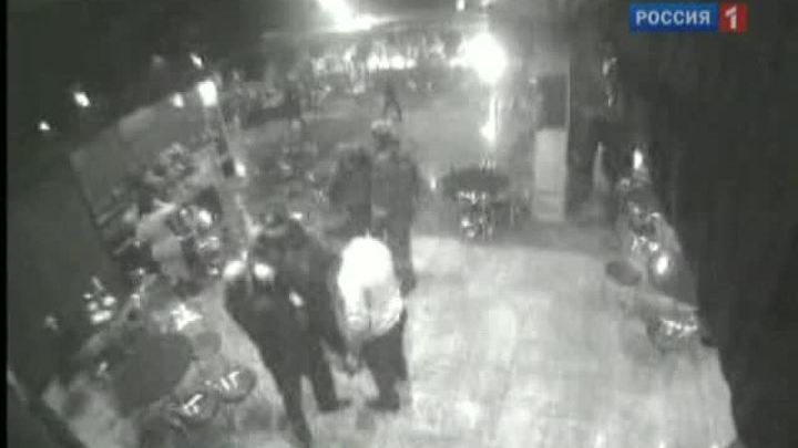 ВИП-клиент от полиции: ради полковника очистили клуб от посетителей