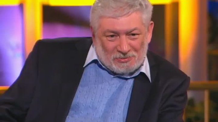 Воспитать детей может только школа