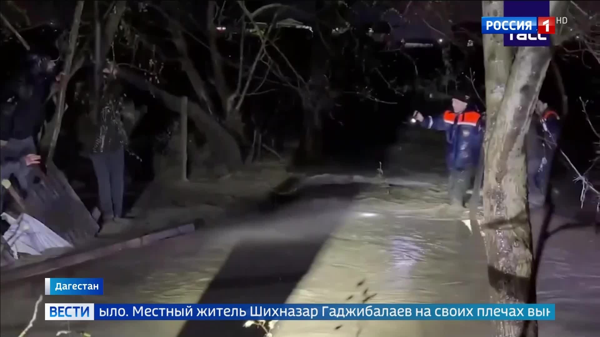 Мамедкала восстанавливается: подвиги и сплоченность после наводнения