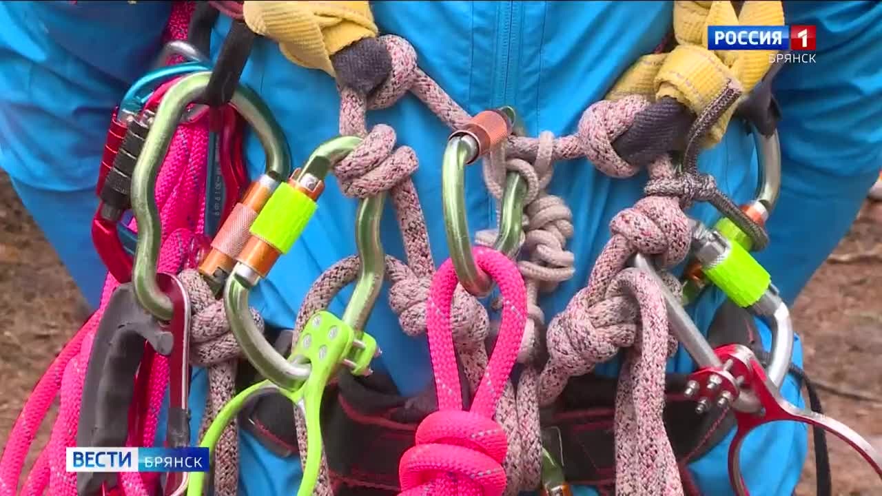 Маршрут выживания и пожарный спорт: в Брянске завершились игры "Юных спасателей"