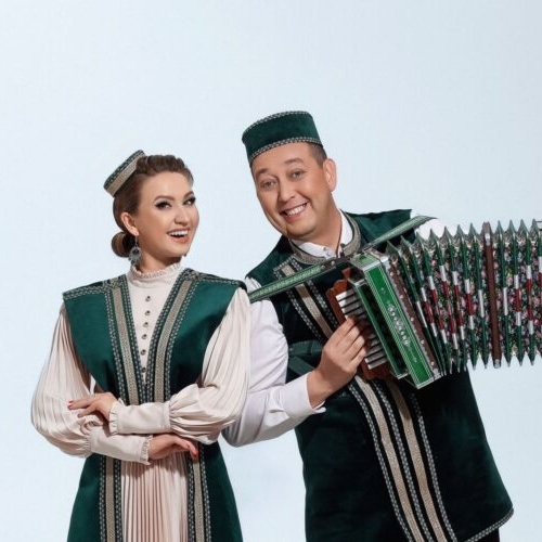 Уйнагыз, гармуннар!