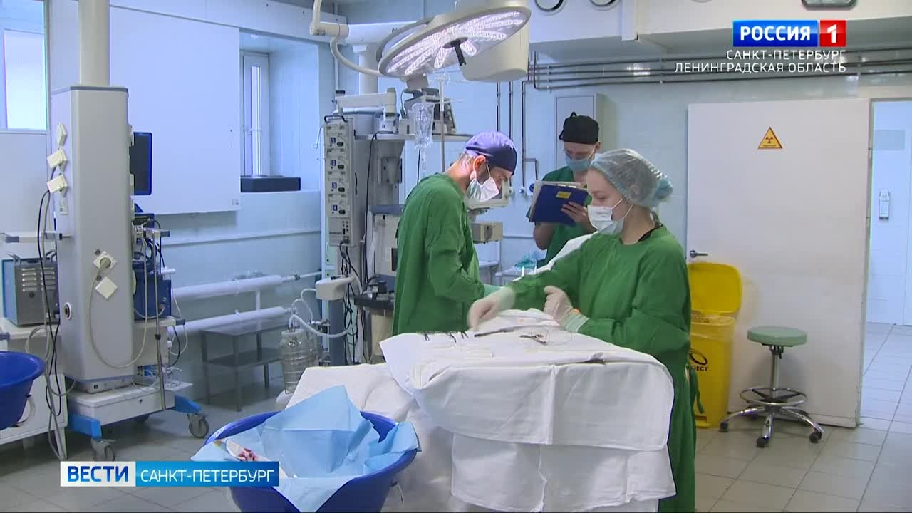 В Елизаветинской больнице беременной пациентке провели экстренное кесарево сечение