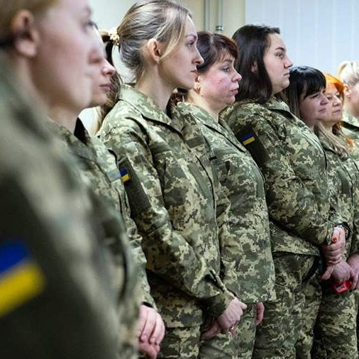 Украинских девчат отправляют на "нуль"