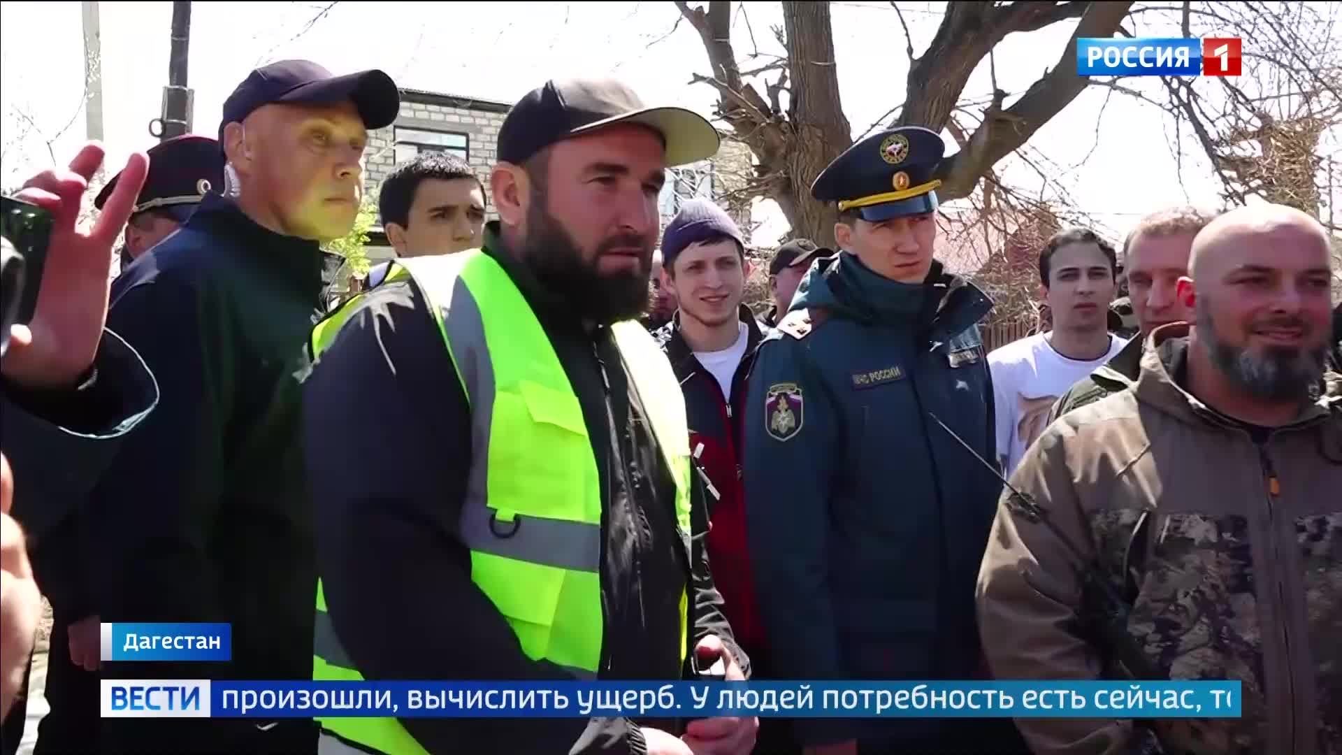 МЧС доставило 23 тонны помощи в Дагестан после наводнений