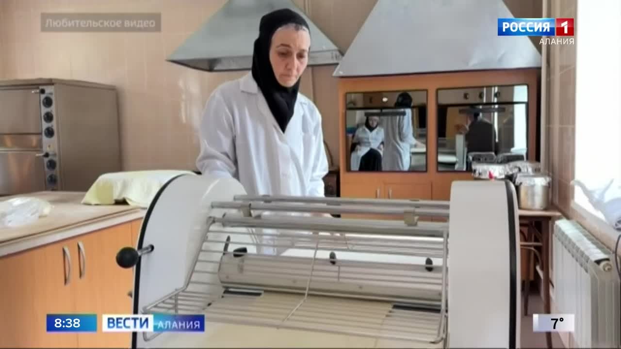 Православные готовятся к Пасхе - кадры из Аланского Богоявленского женского монастыря