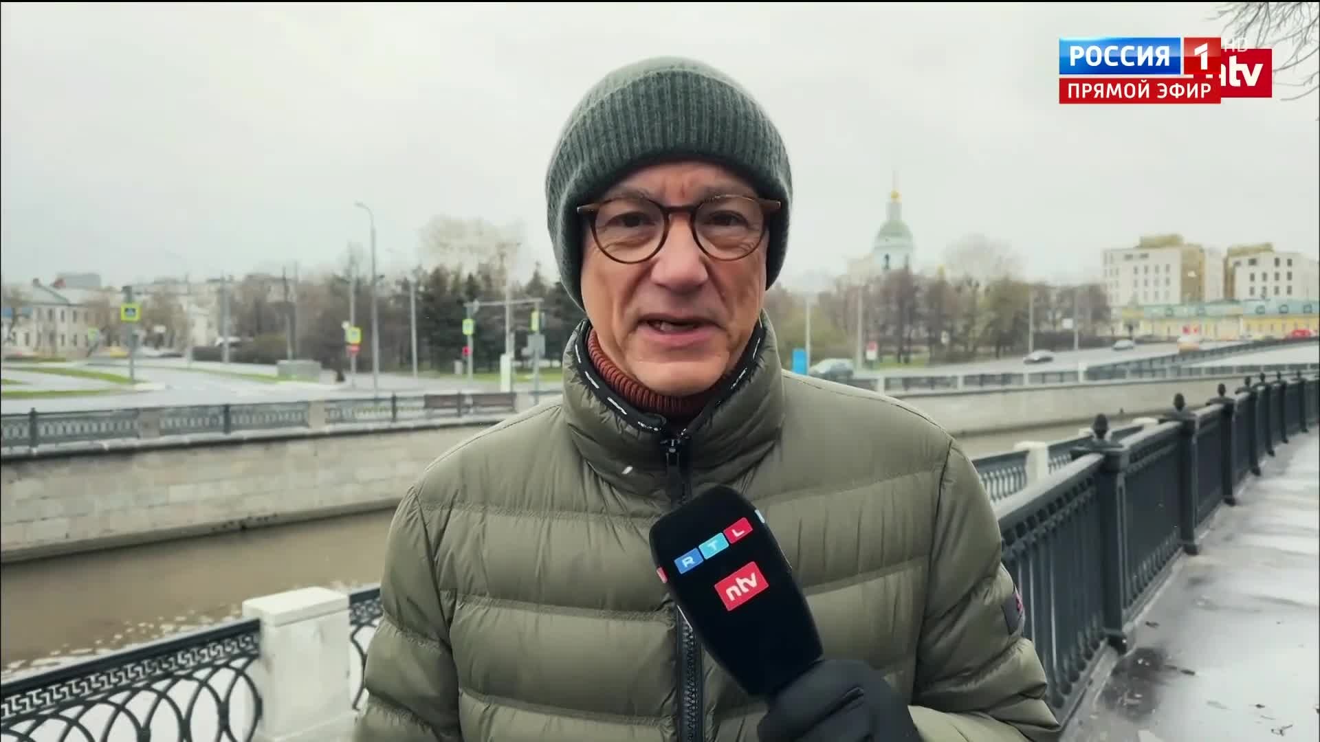 Зеленский обещает зеркальные действия, подчеркивая мирную Пасху
