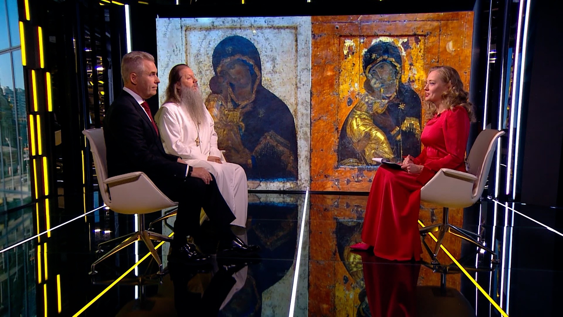 Протоиерей Артемий Владимиров и Павел Астахов о праздновании Пасхи