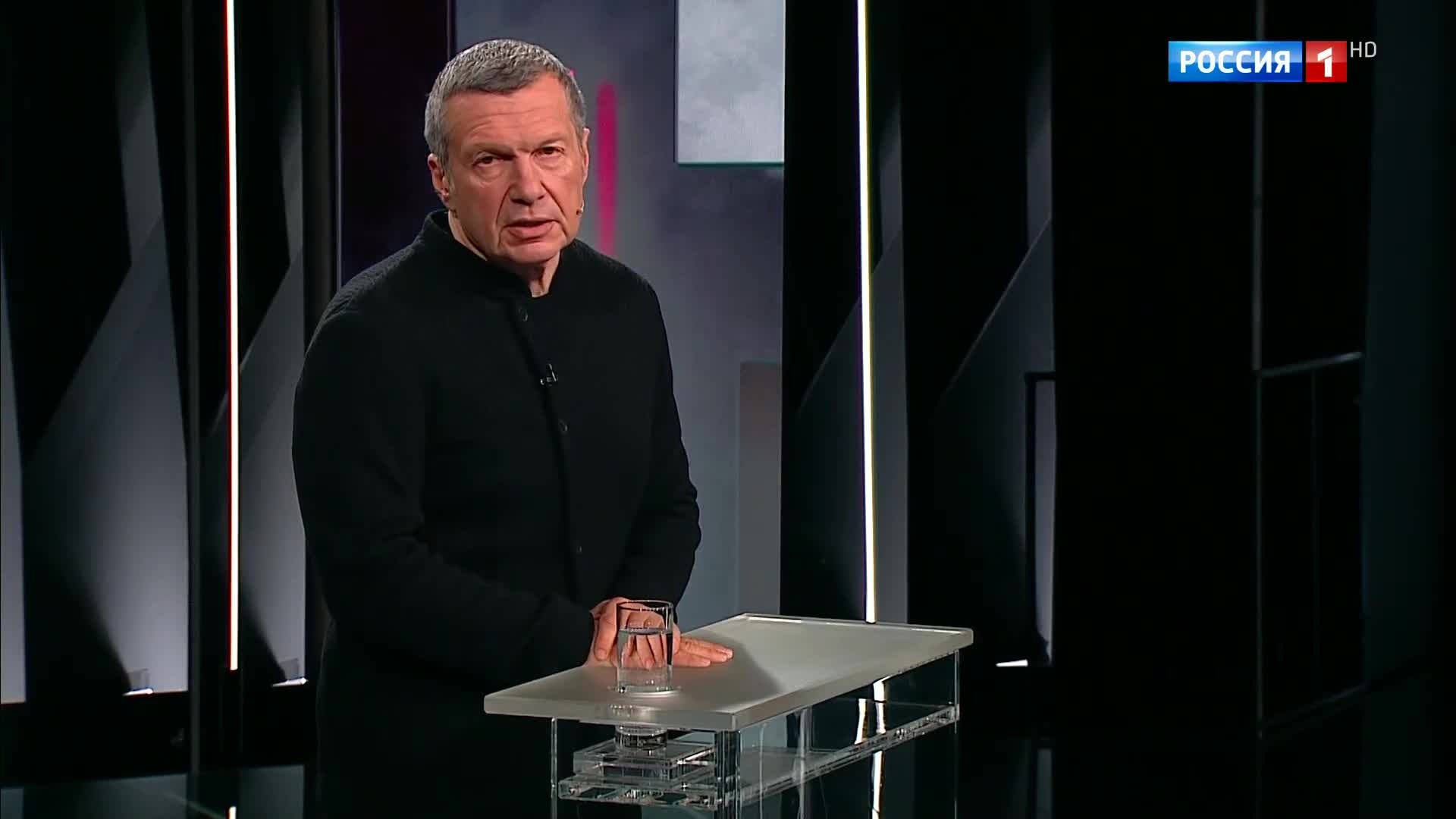 Путин объявил пасхальное перемирие до 12 апреля.