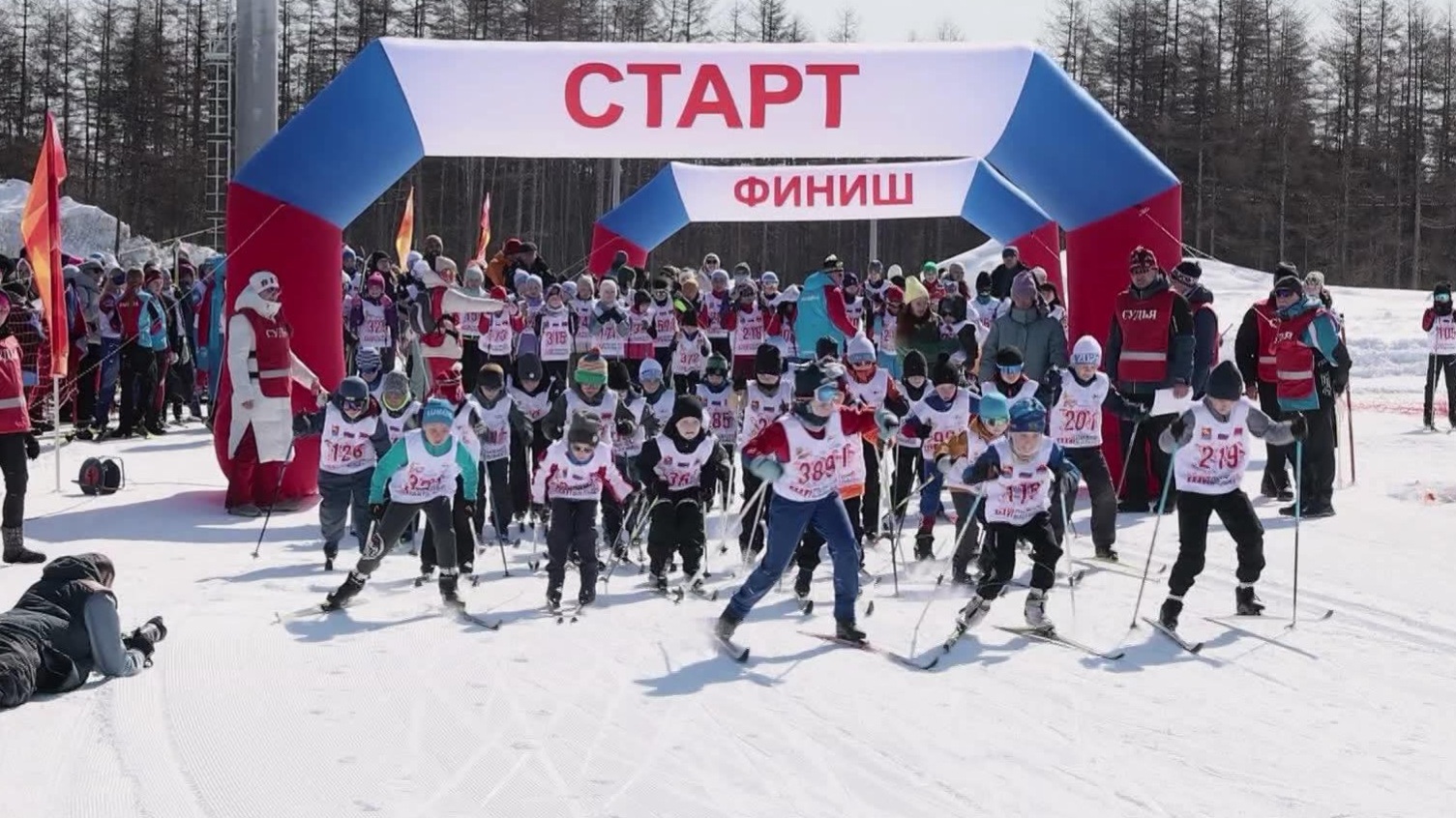 В Магадане открыли сразу два крупных спортивных объекта