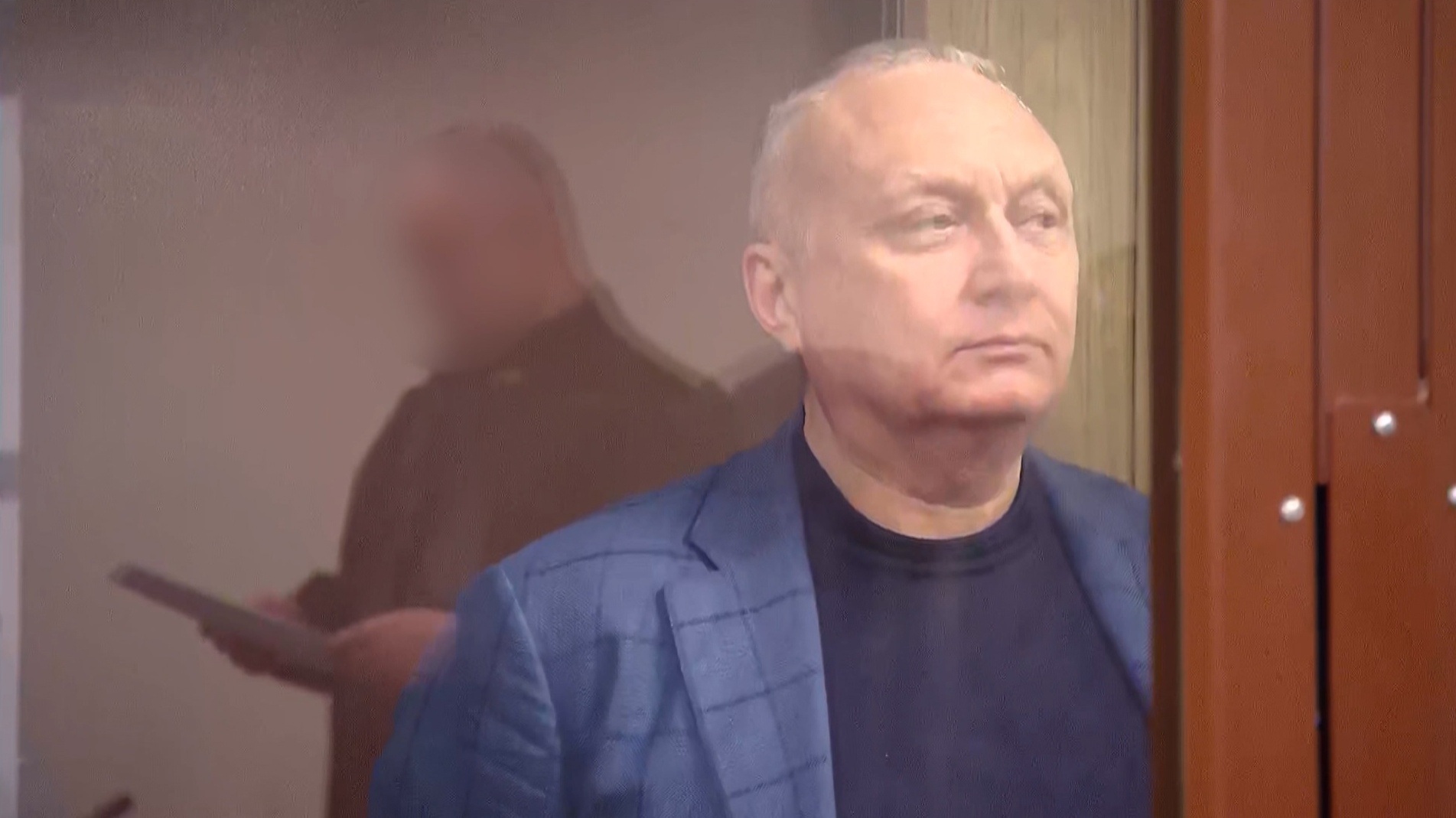 Экс-сенатора Савельева приговорили к 10 годам колонии
