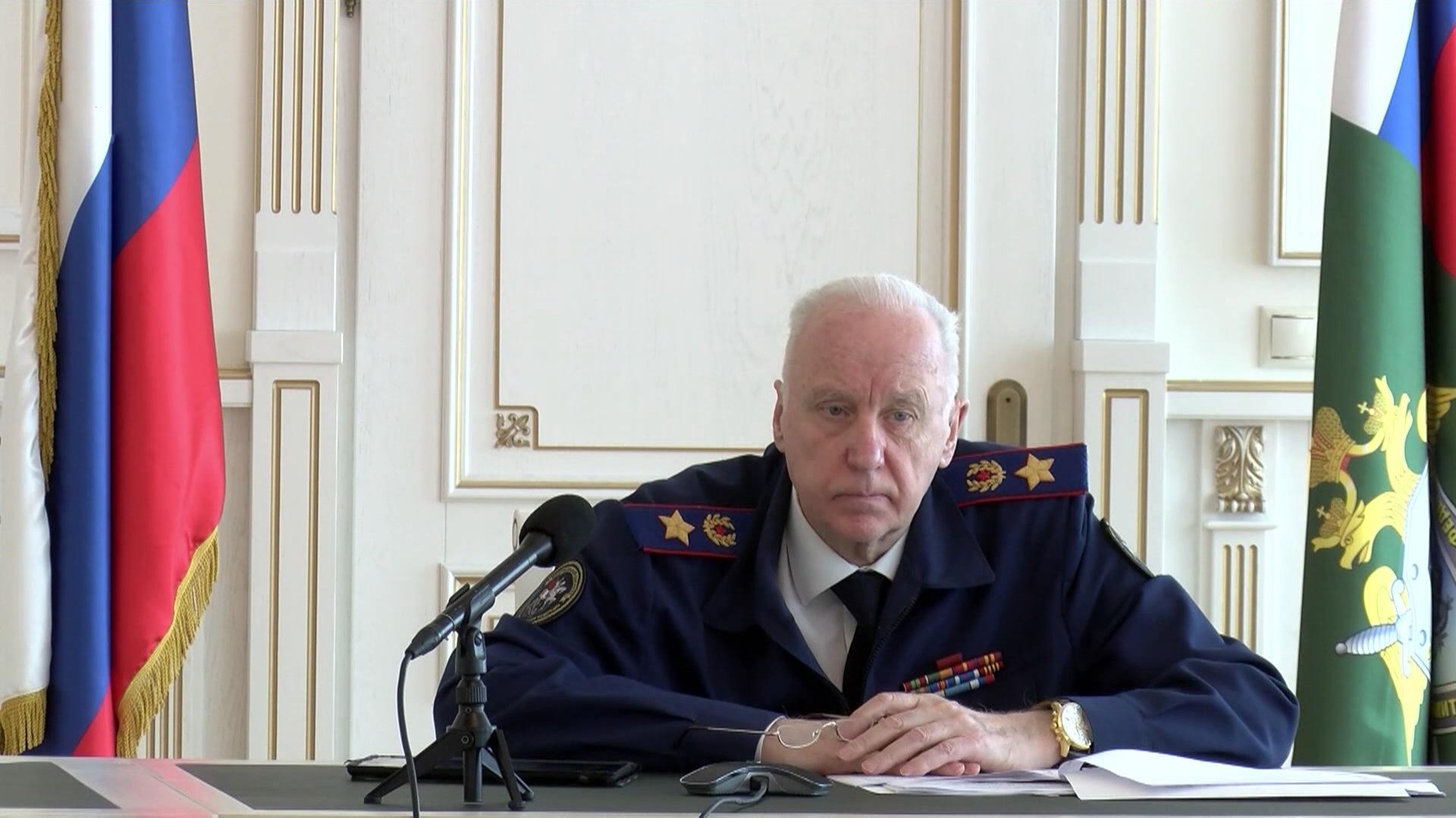 Александр Бастрыкин поручил провести служебные проверки в ряде региональных управлений СК