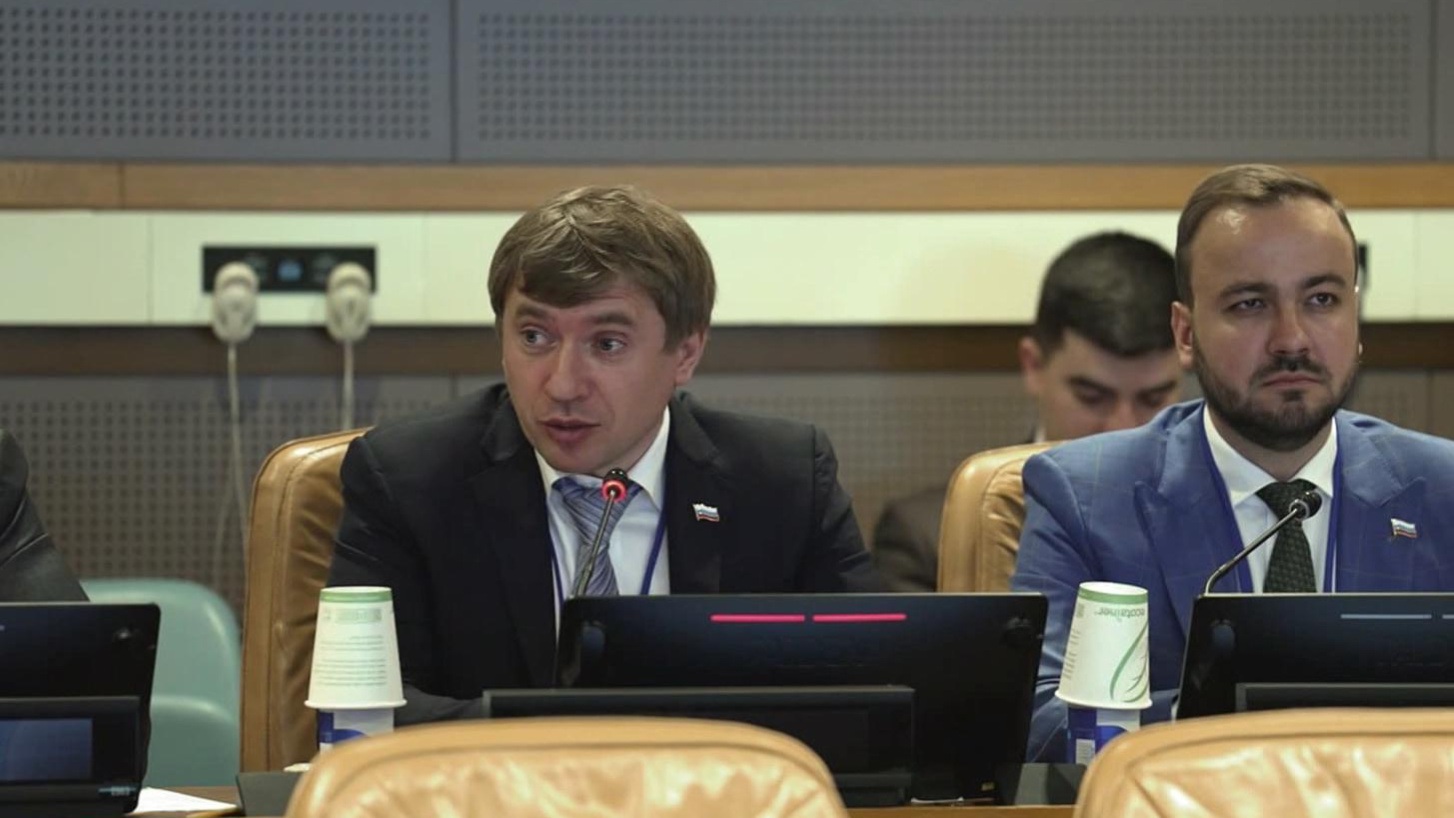 В штаб-квартире ООН в Нью-Йорке открылся молодёжный форум Экономического и Социального Совета.