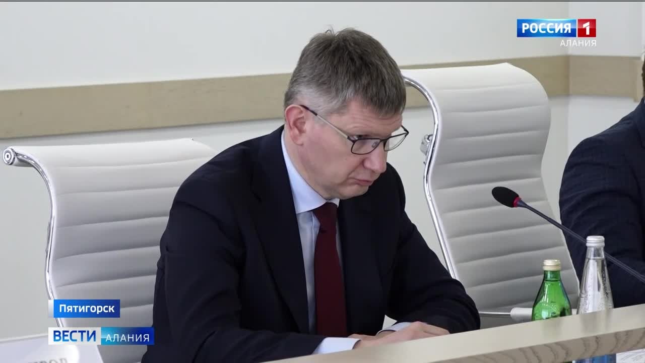 Борис Джанаев принял участие в заседании правительственной комиссии по развитию туризма в России