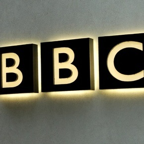 "Уволен будет каждый десятый": BBC избавляется от "балласта"