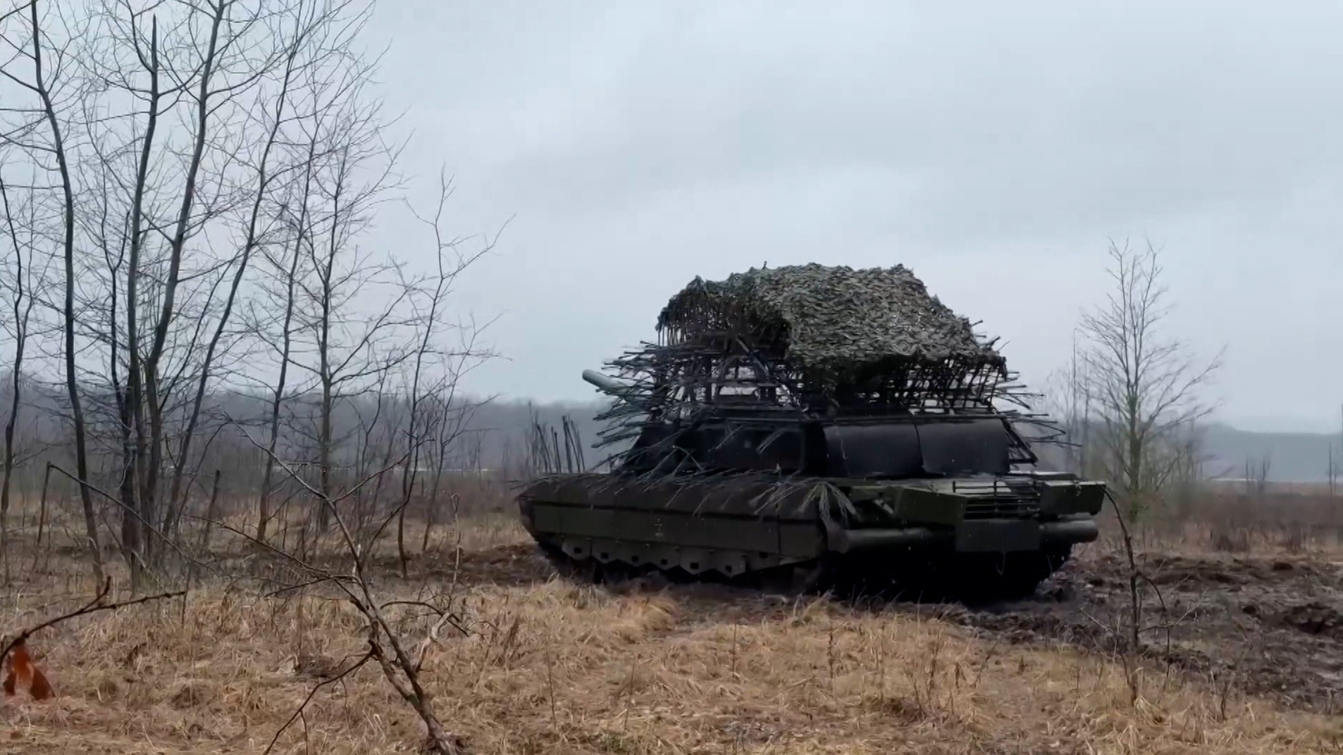 Минобороны: российские военные взяли под контроь населенный пункт Зыбино