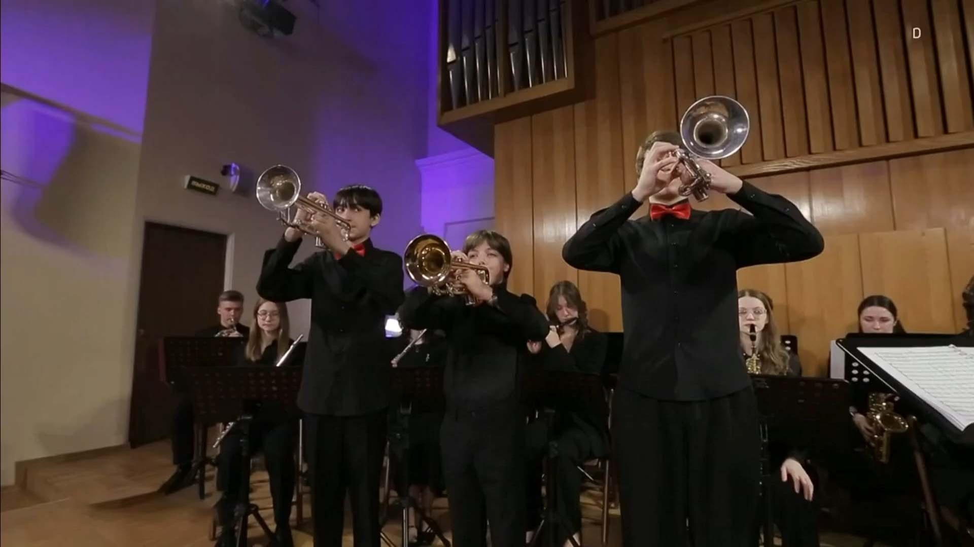 Концертный духовой оркестр им. Б. А. Диева Московского государственного института культуры, худрук и дирижер Павел Делий