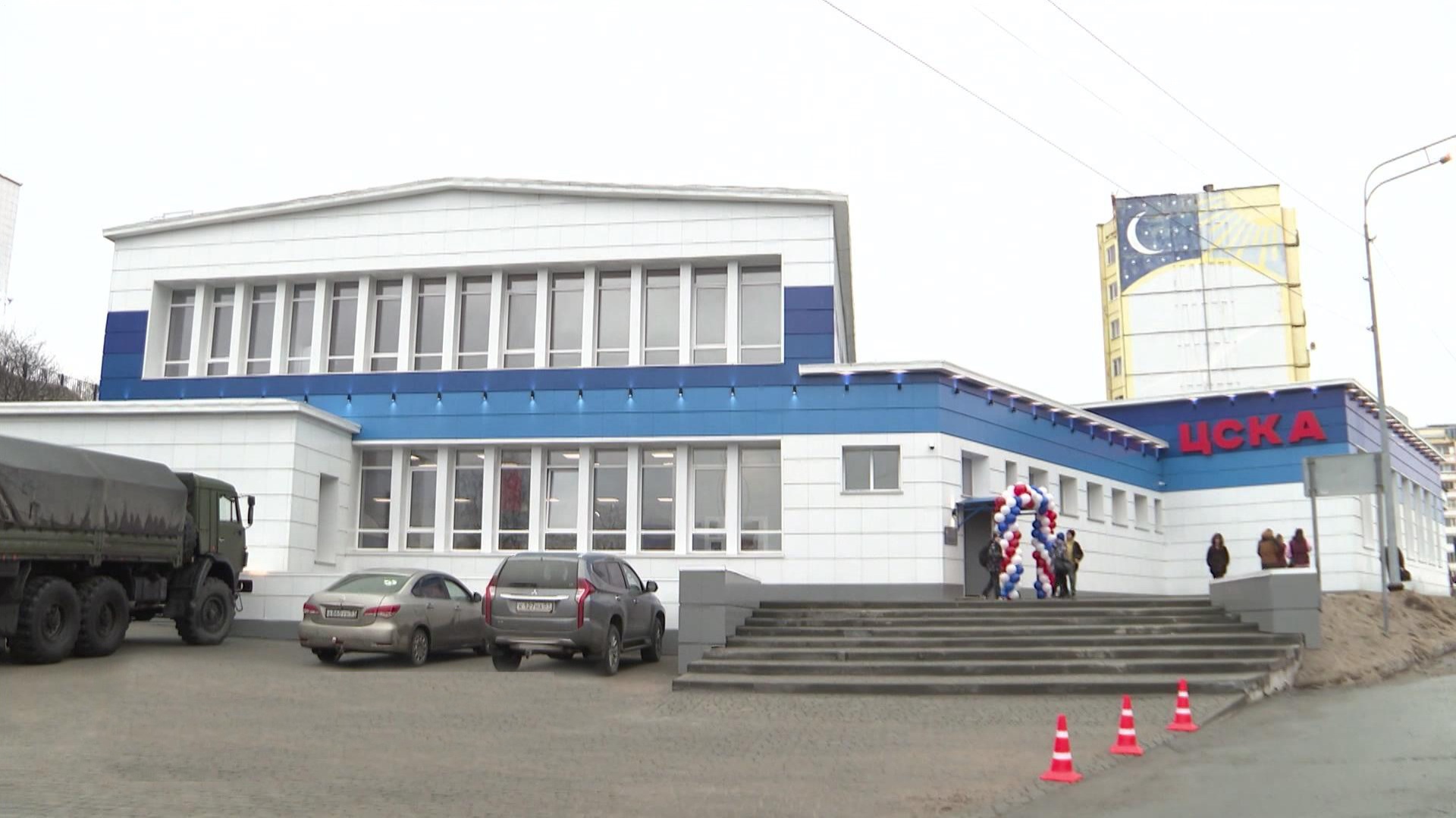 Открытие реконструированного "Олимпийского" в Североморске: новый этап развития спорта
