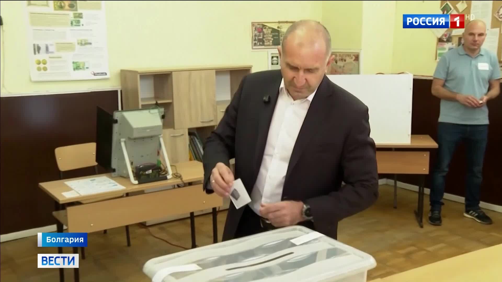 Коалиция Радева "Прогрессивная Болгария" побеждает на досрочных выборах