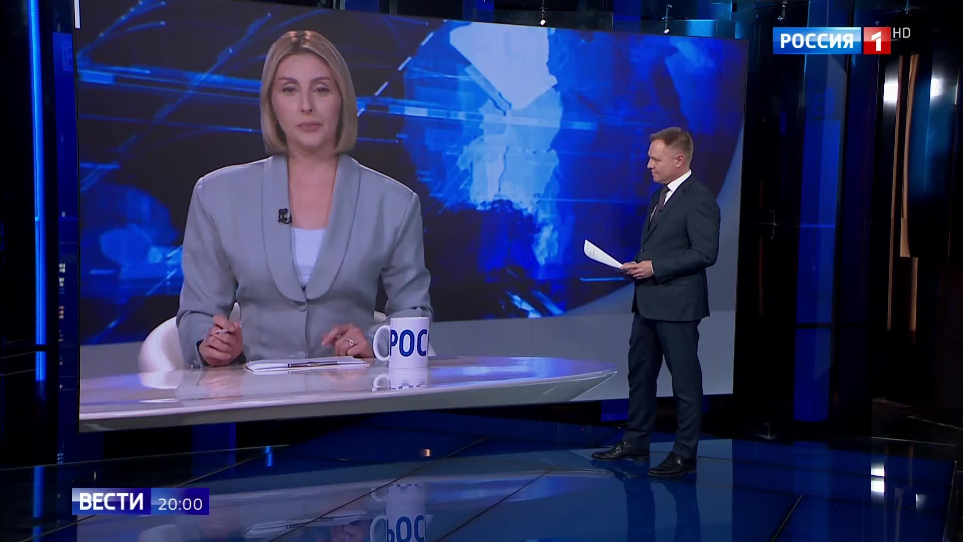 В Сочи раскрыли пальмы после зимнего утепления в парках и на набережных