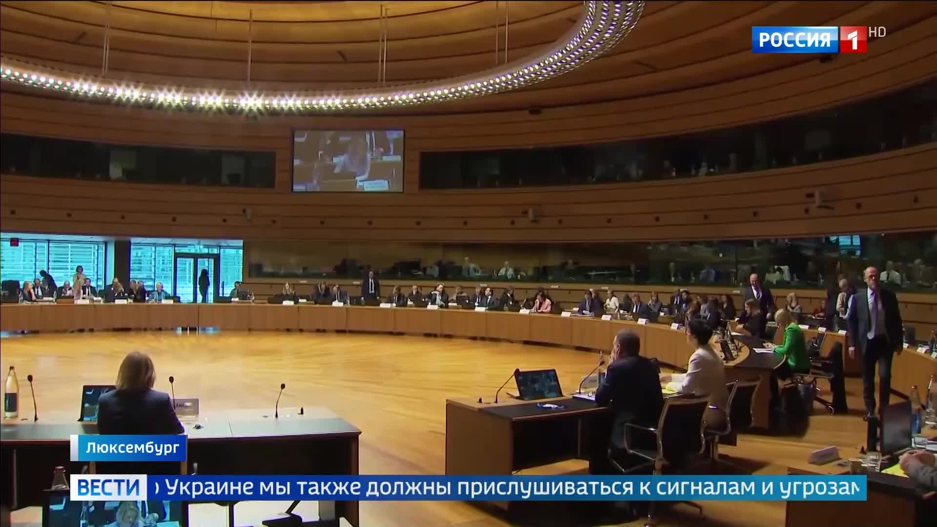 Евросоюз предостерегает от союза России и Белоруссии на фоне украинского конфликта.