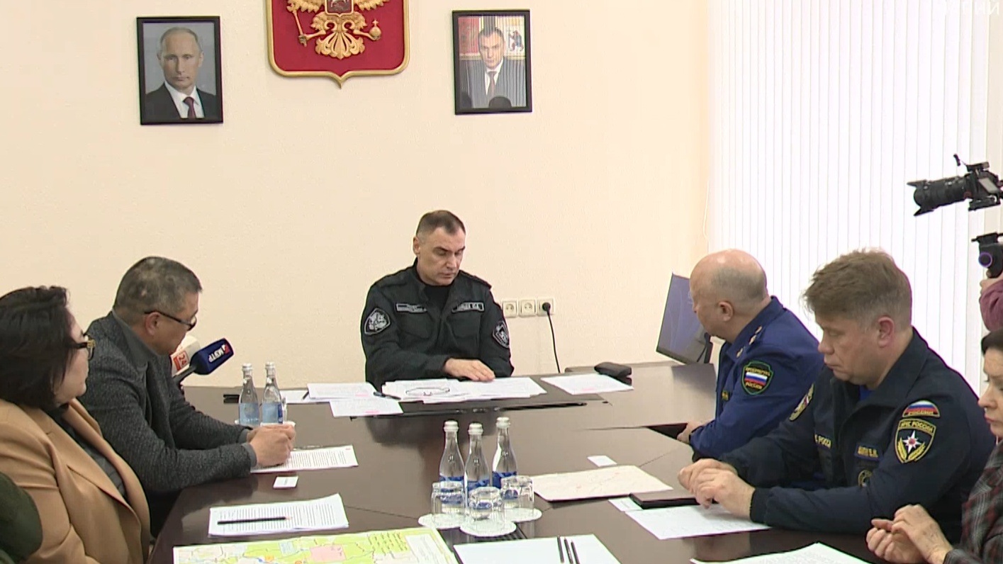 «Ситуация серьёзная, но контролируемая»: Глава Марий Эл разобрал обстановку с непогодой в регионе на совещании