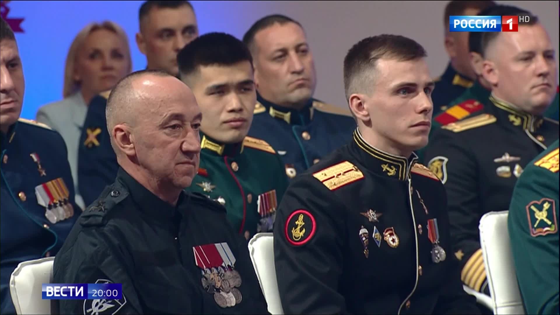 "Ветераны спецоперации занимают государственные посты через программу «Время героев» в РАНХиГС"