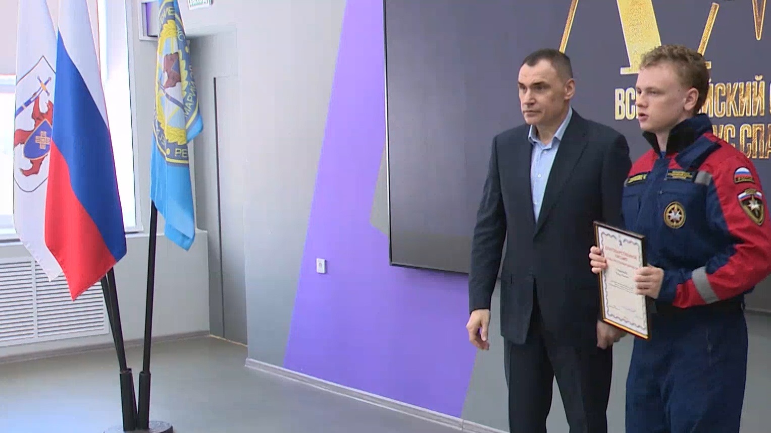 Глава Марий Эл поздравил региональное отделение Всероссийского студенческого корпуса спасателей с 25-летием
