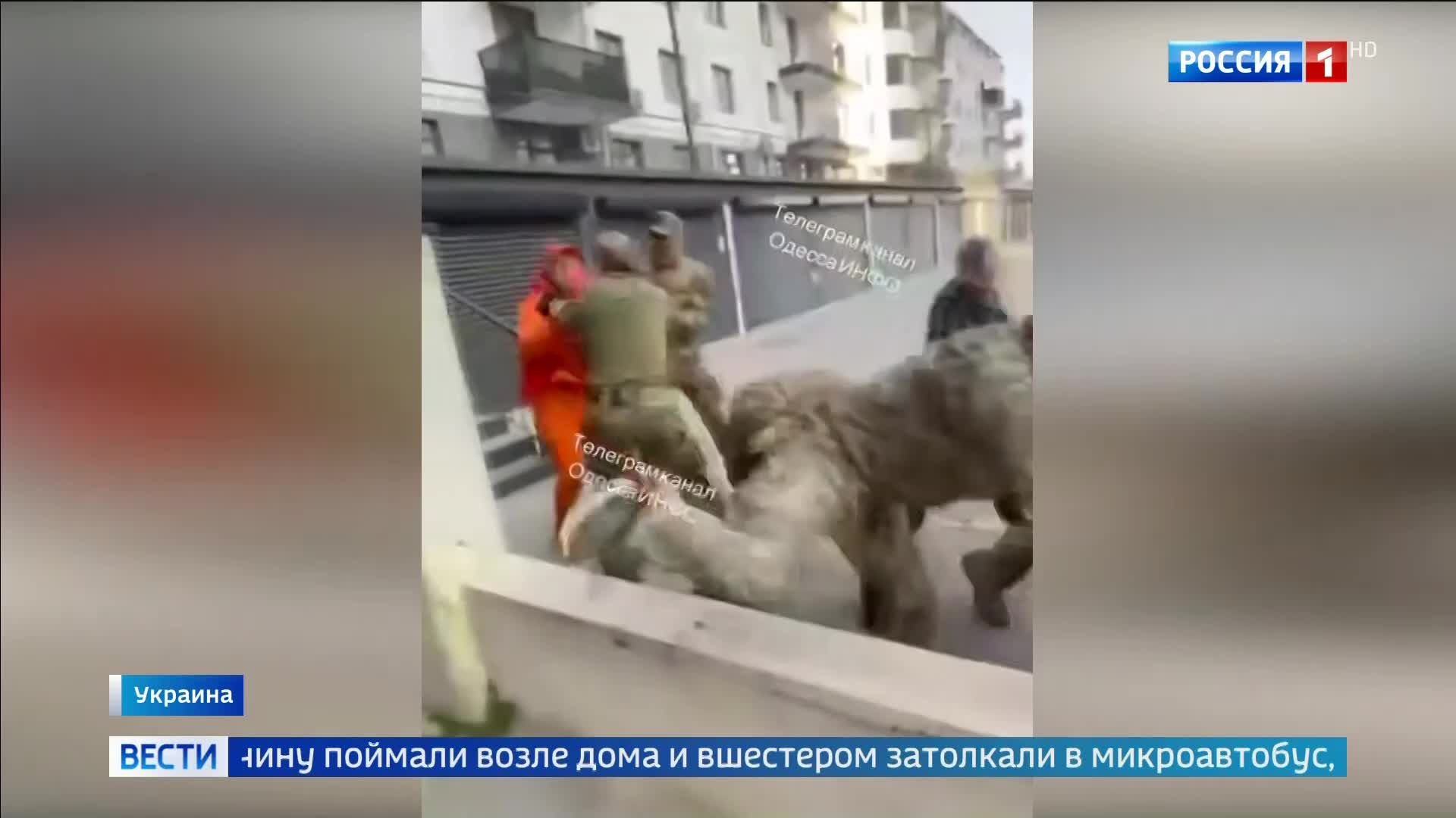Мобилизация и отток: Украина сталкивается с людскими потерями и беженцами