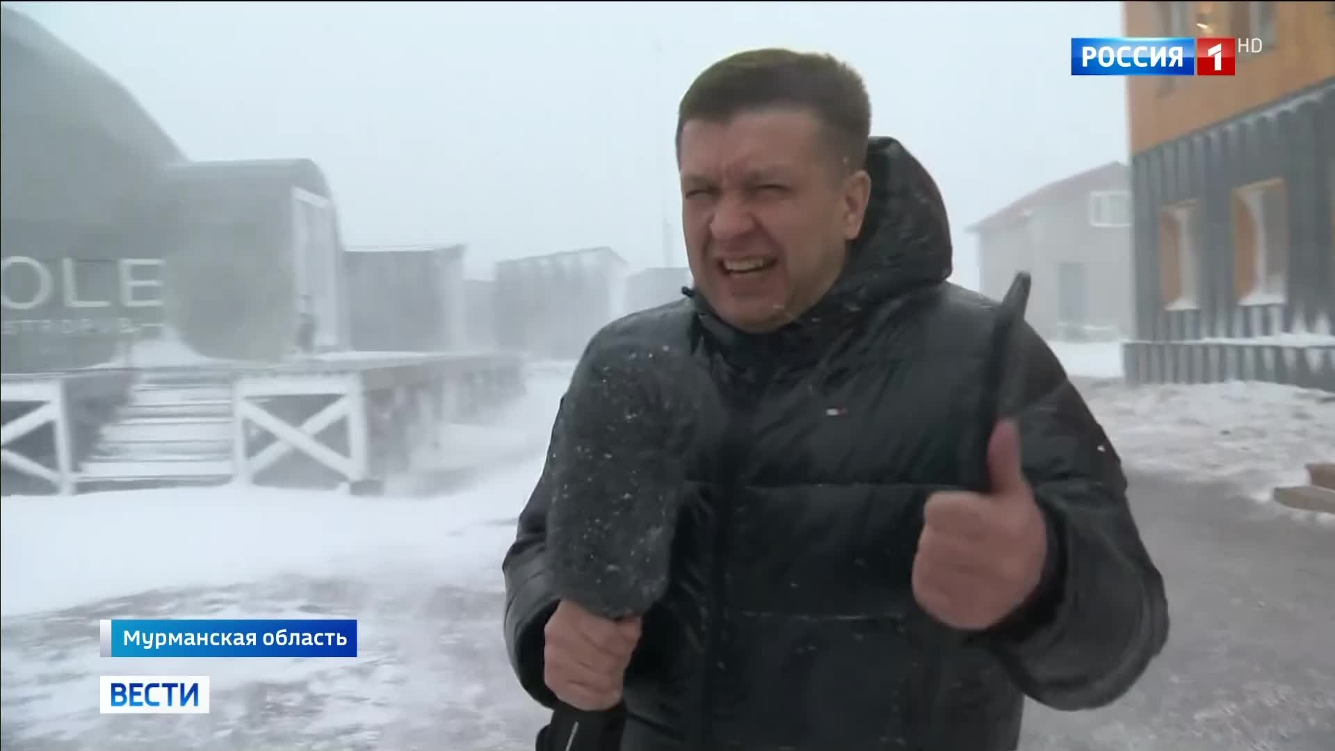 Мощный шторм на Териберке