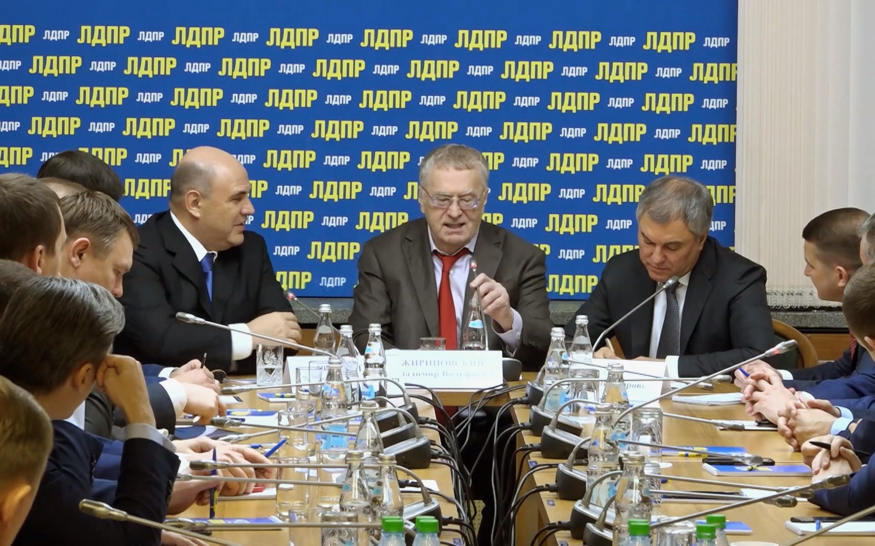 Кадр из фильма "Владимир Жириновский"