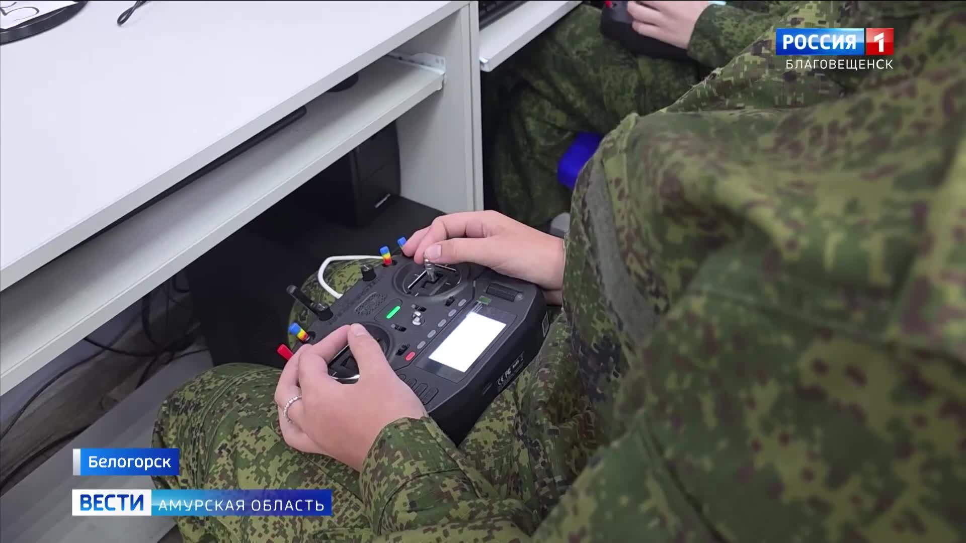 "Амурские медведи": ветеран СВО учит школьников осваивать дроны и маневры
