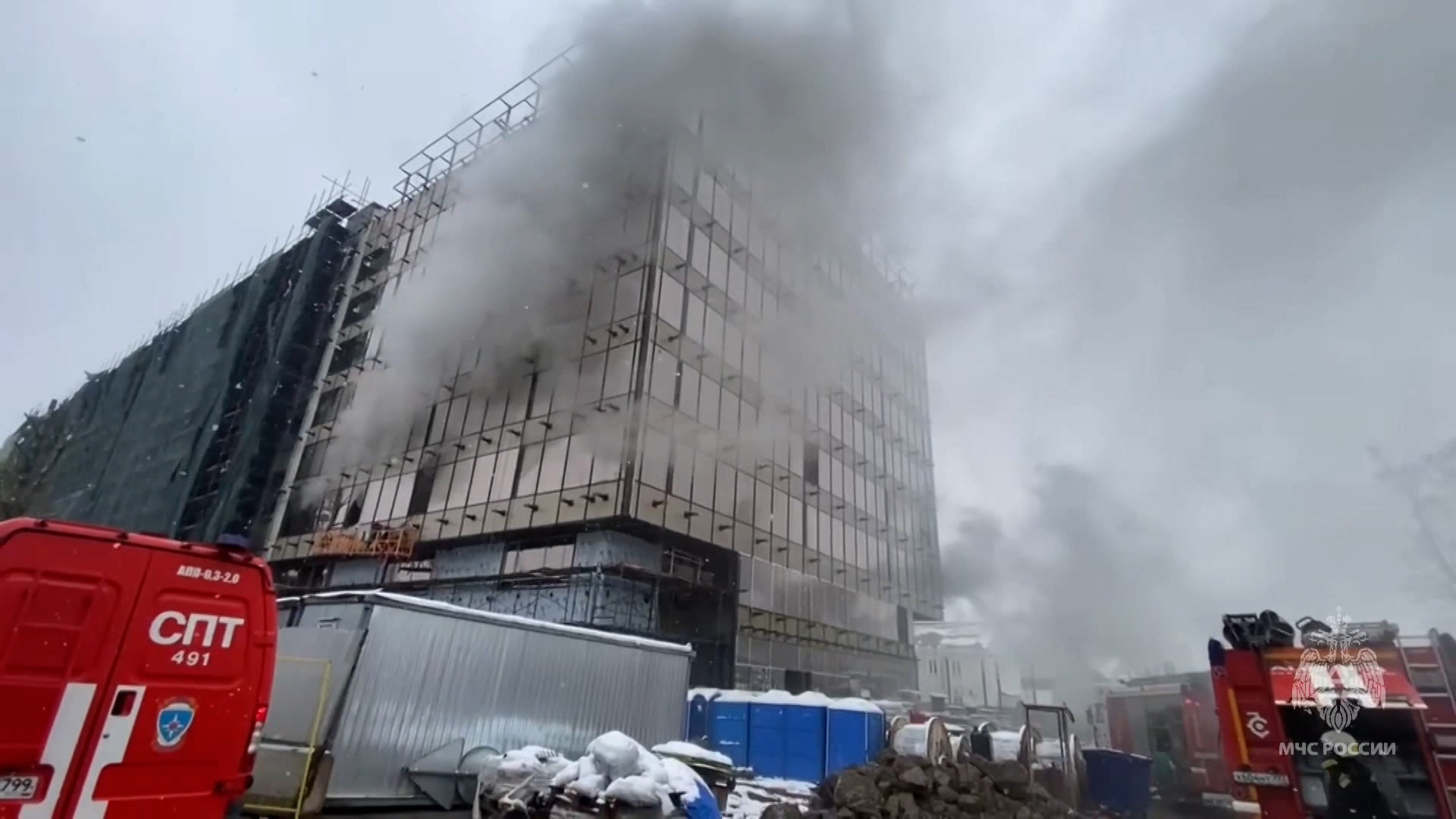 Количество погибших в результате пожара в Москве увеличилось до пяти