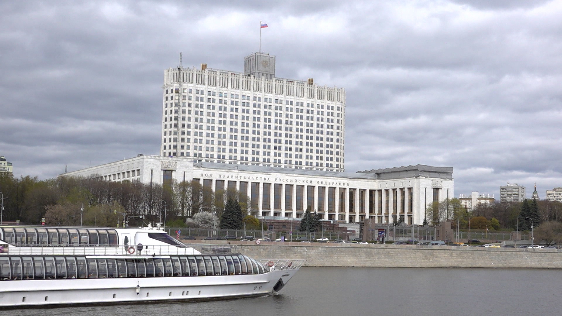 Весна возвращается: циклон уходит, впереди потепление