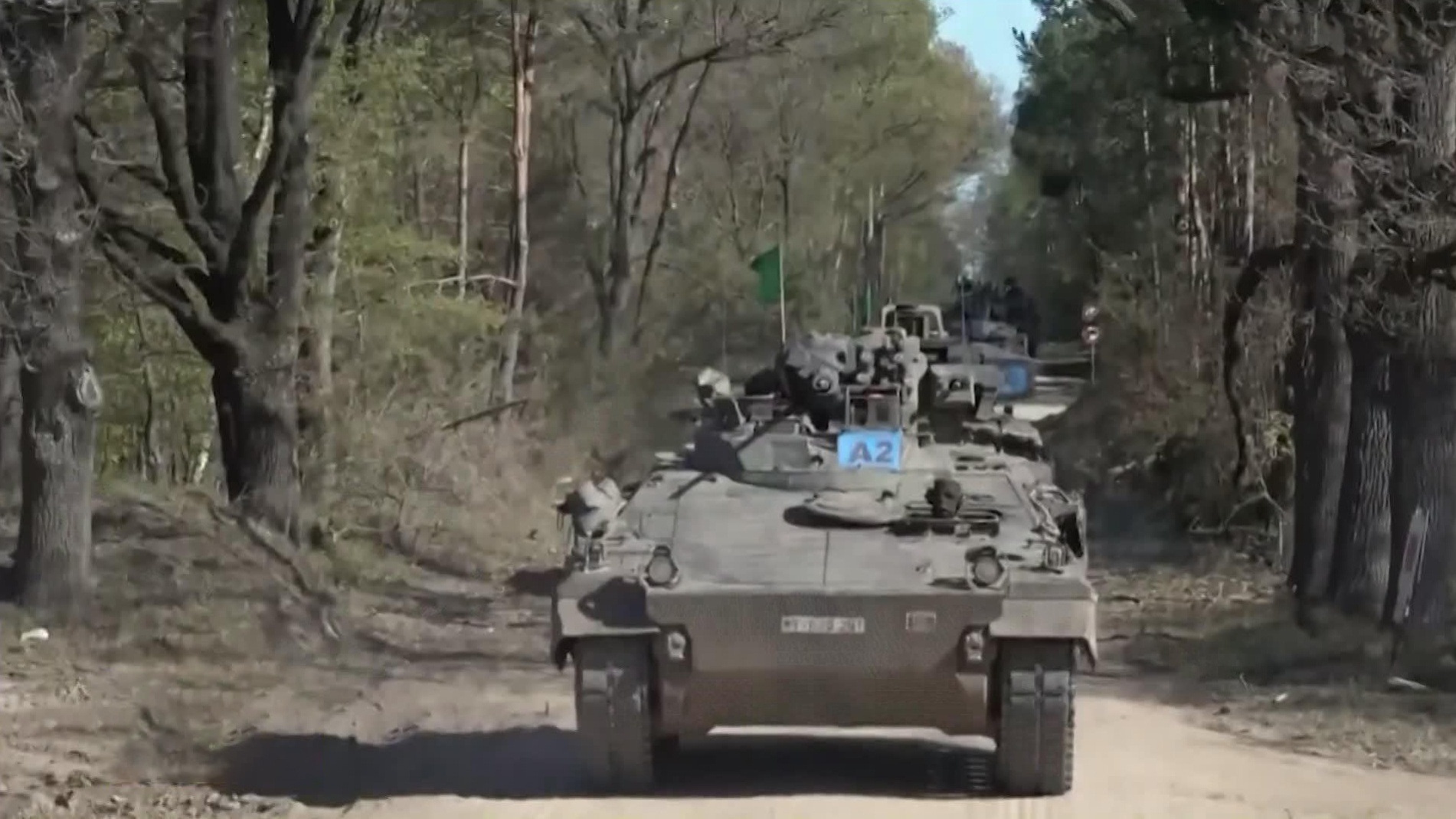 Германия удваивает военные расходы под угрозой вывода американских войск из страны.