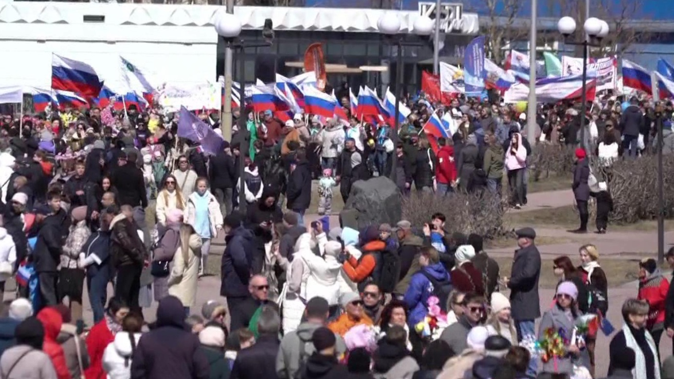 Первомайские концерты и автопробеги прошли по регионам
