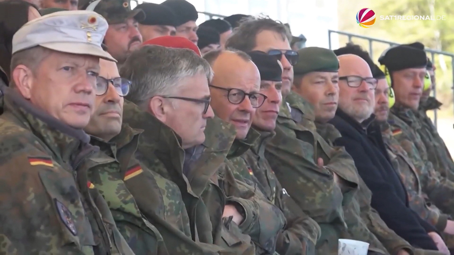 Европейские лидеры наращивают военные расходы и готовят коалиции против России