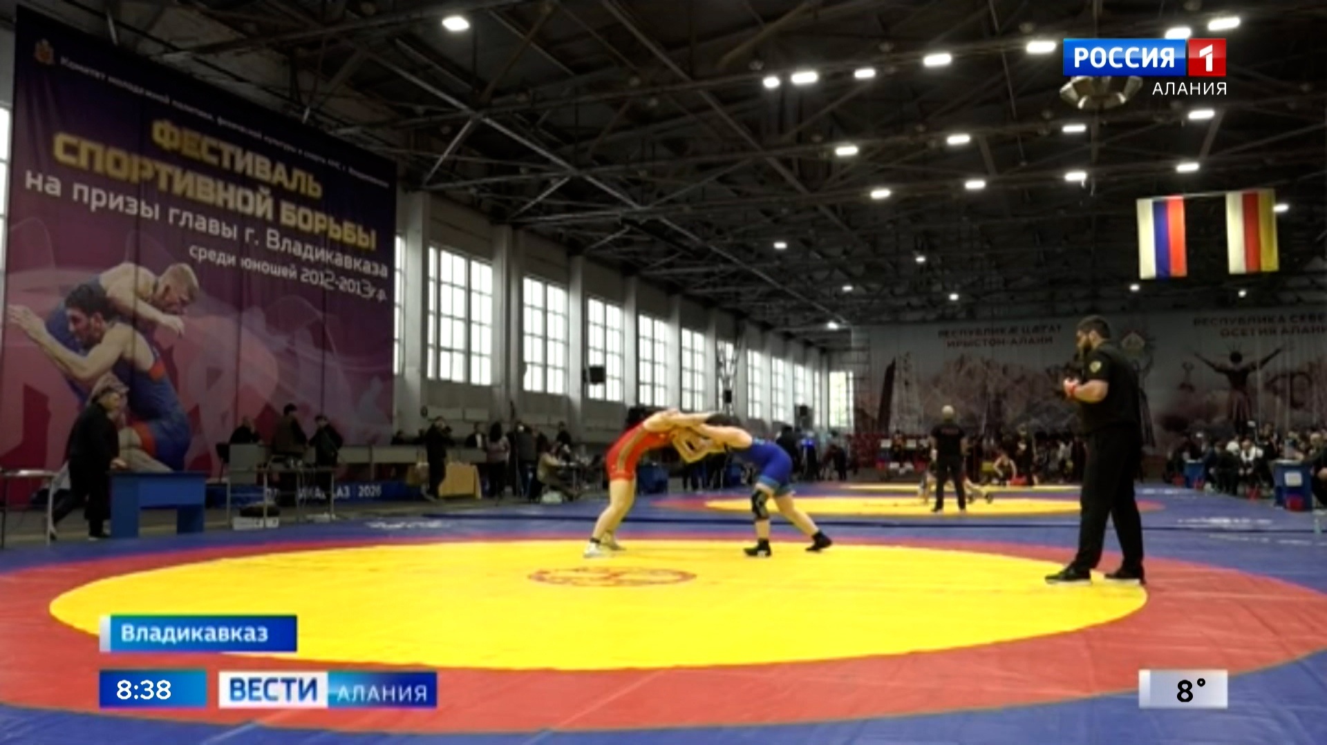 Во Дворце спорта "Манеж" прошел фестиваль спортивной борьбы на призы главы Владикавказа