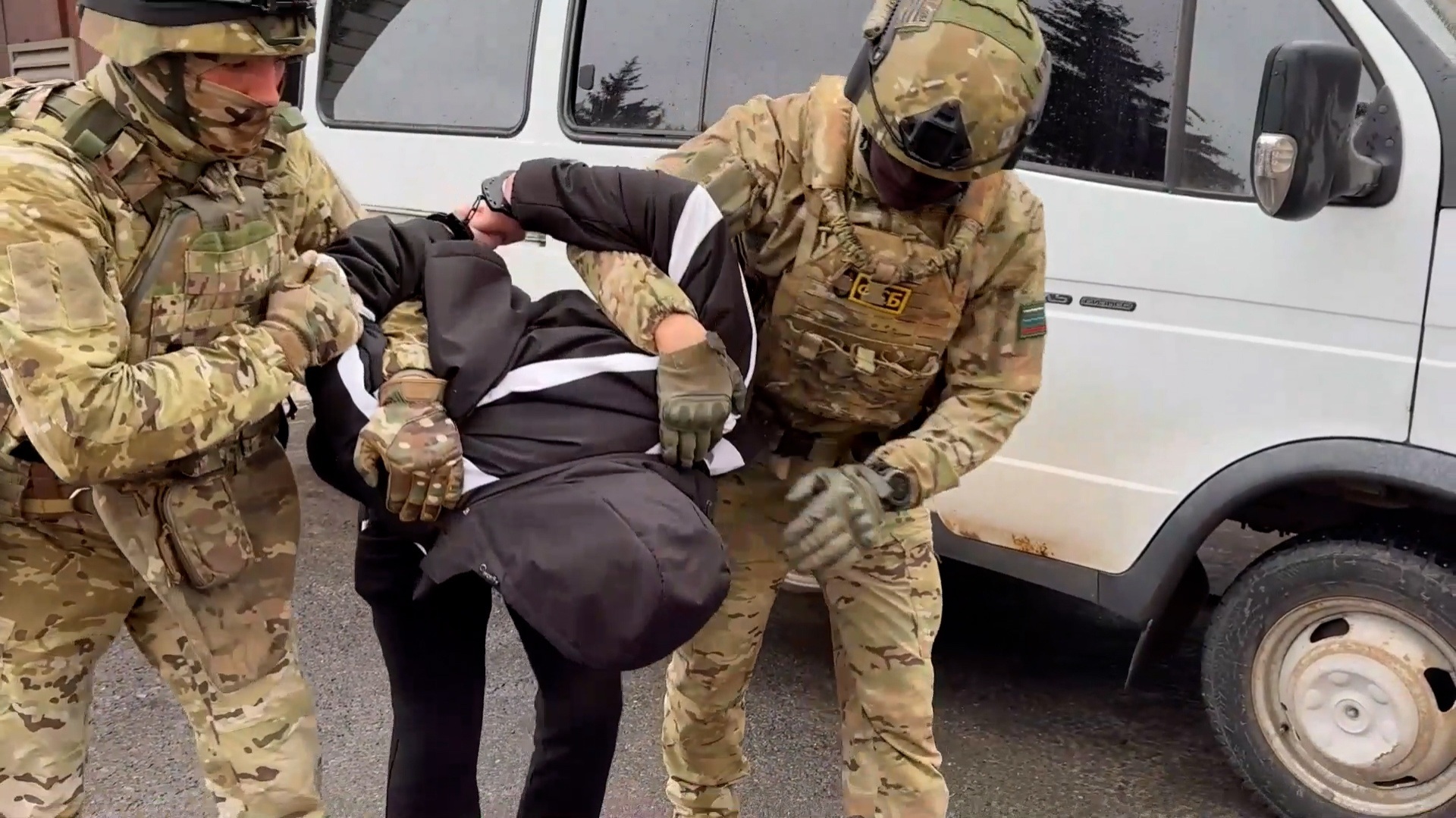 ФСБ задержала жителя Курска за сбор данных для военной разведки Украины